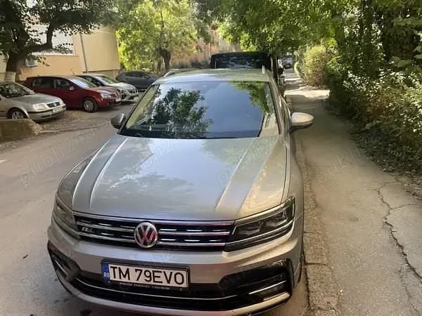 Utilizat 2019 VW Tiguan R-line SUV | 22.900 EUR (Scump) - Imagine 1/4