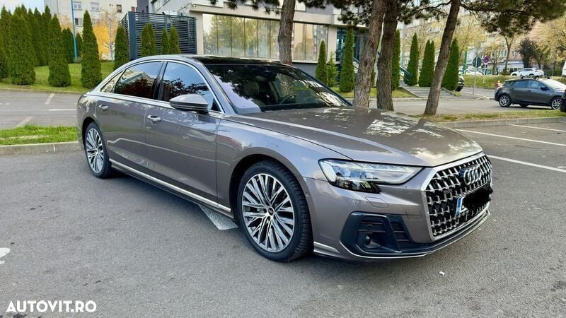 Gri Utilizat 2023 Audi A8L Berlinǎ | 71.900 EUR (Preț OK) - Imagine 1/4