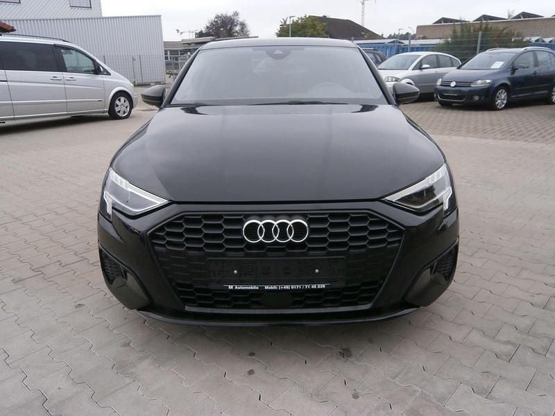 Utilizat 2023 Audi A3 Advanced | 28.310 EUR (Preț OK) - Imagine 1/1
