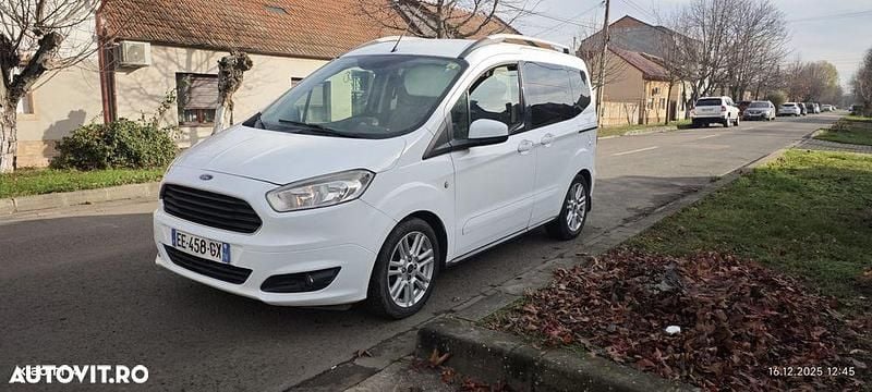 Culoarealb Second-hand 2016 Ford Tourneo Courier Monovolum | 5.200 EUR (Preț bun) - Imagine 1/4