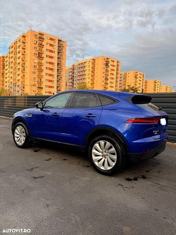 Second-hand Jaguar E-Pace R-Dynamic 180 CP (132 kW) 2019 Albastru SUV