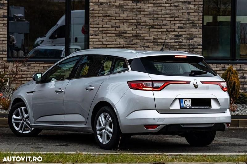 Second-hand Renault Mégane GrandTour Intens 116 CP (85 kW) 2020 Culoaregri Break