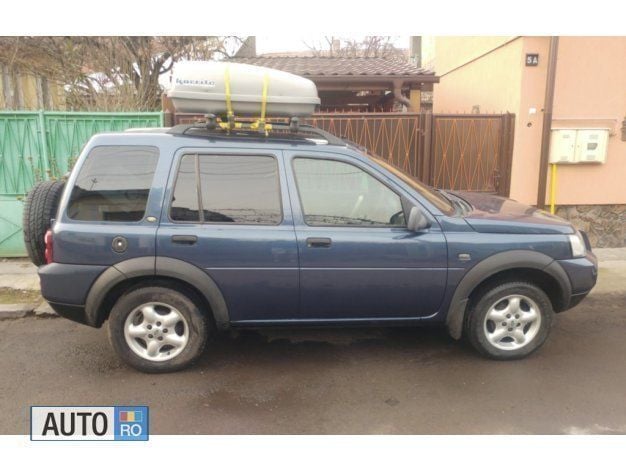 Second-hand Land Rover Freelander 110 CP (80 kW) 2005 Albastru SUV