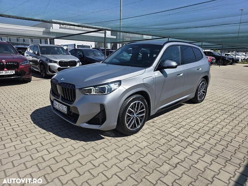 Culoareargint Utilizat 2023 BMW X1 Comfort Edition SUV | 42.900 EUR - Imagine 1/4