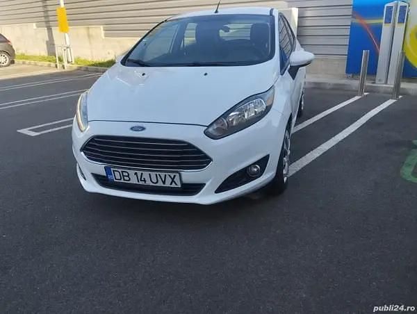 Utilizat 2015 Ford Fiesta Hatchback | 5.250 EUR - Imagine 1/4