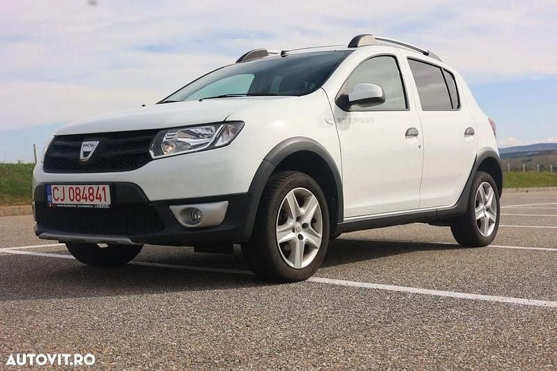 Culoarealb Utilizat 2013 Dacia Sandero Prestige Hatchback | 5.200 EUR (Preț OK) - Imagine 1/4