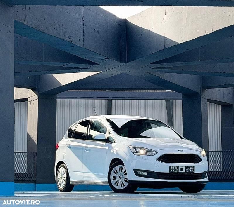 Second-hand Ford C-MAX Titanium 150 CP (110 kW) 2015 Culoarealb Monovolum