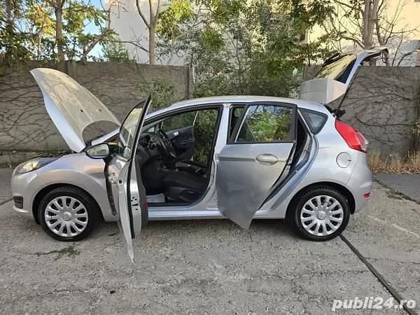 Second-hand Ford Fiesta Trend 75 CP (55 kW) 2016 Argintiu Hatchback