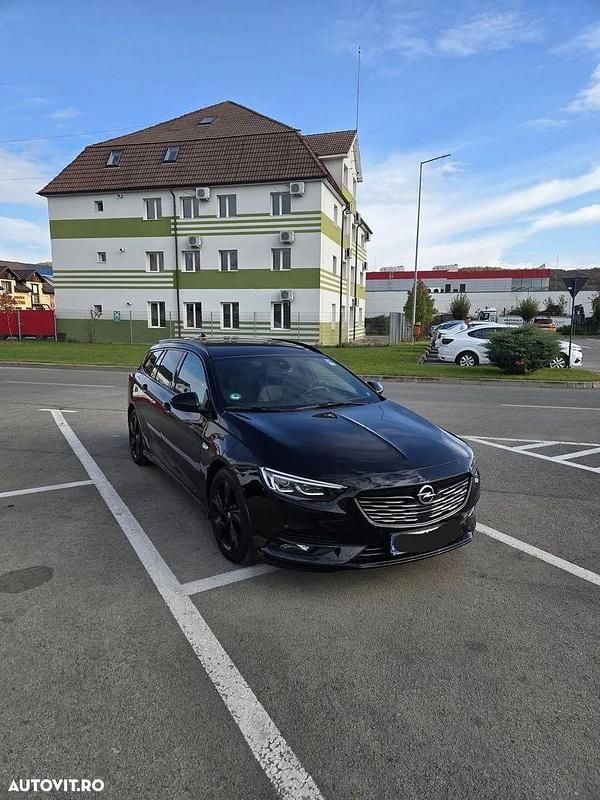 Culoarenegru Utilizat 2018 Opel Insignia Exklusiv Break | 16.250 EUR (Scump) - Imagine 1/4