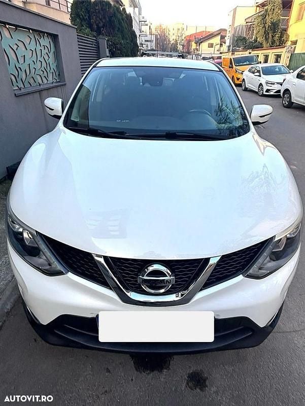 Culoarealb Second-hand 2015 Nissan Qashqai Acenta SUV | 12.300 EUR (Preț OK) - Imagine 1/4