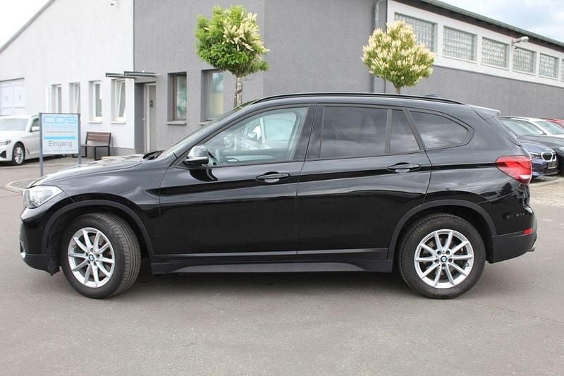 Utilizat 2021 BMW X1 Advantage SUV | 29.587 EUR - Imagine 1/1
