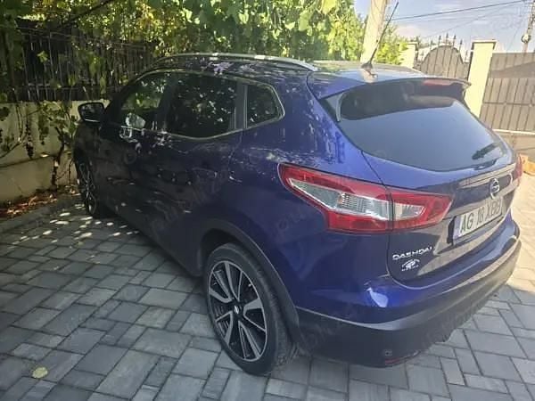 Albastru Utilizat 2016 Nissan Qashqai SUV | 11.000 EUR (Preț OK) - Imagine 1/4