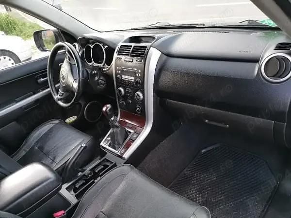 Second-hand Suzuki Grand Vitara 140 CP (102 kW) 2008 Gri SUV