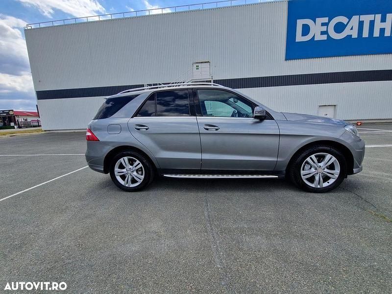 Culoaregri Utilizat 2013 Mercedes ML350 SUV | 14.000 EUR (Super Preț) - Imagine 1/4