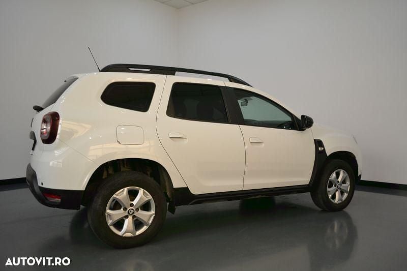 Second-hand Dacia Duster Comfort 100 CP (73 kW) 2020 Culoarealb SUV