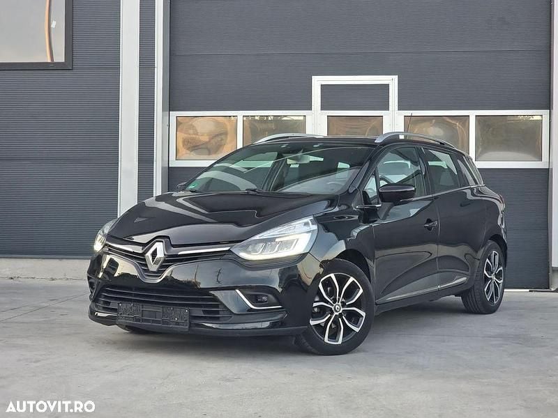 Culoarenegru Utilizat 2016 Renault Clio GrandTour Intens Break | 6.500 EUR (Preț OK) - Imagine 1/4