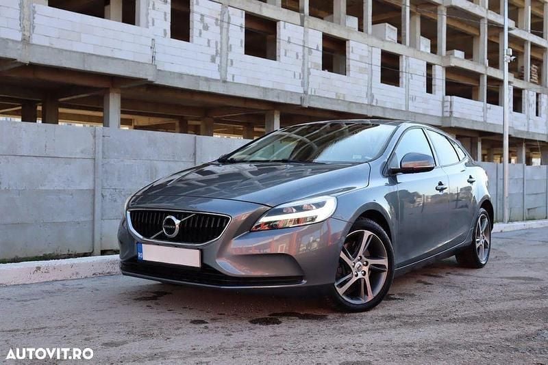 Gri Utilizat 2017 Volvo V40 Break | 11.550 EUR (Preț OK) - Imagine 1/4