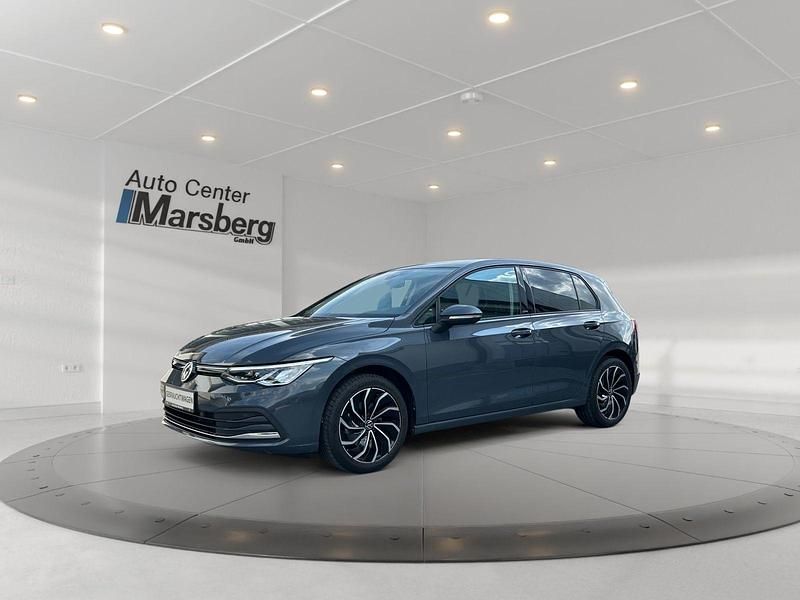 Utilizat 2022 VW Golf VIII Life | 25.201 EUR (Preț OK) - Imagine 1/1