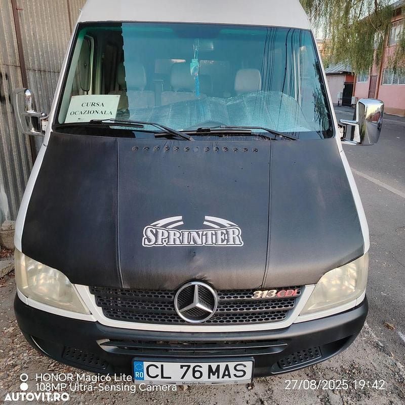 Culoarealb Utilizat 2003 Mercedes Sprinter Van | 4.999 EUR (Preț OK) - Imagine 1/4