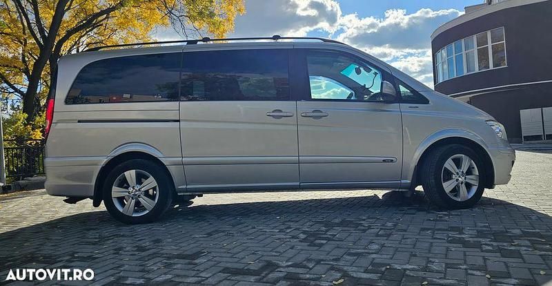 Second-hand Mercedes Viano Edition 163 CP (119 kW) 2011 Culoaregri Monovolum