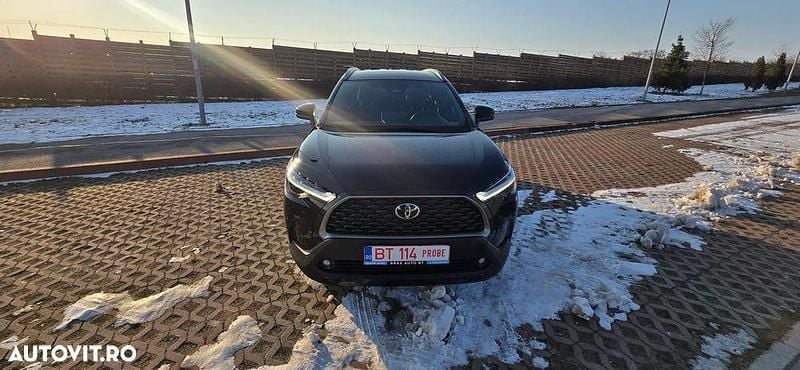 Second-hand Toyota Corolla Cross Team 140 CP (102 kW) 2024 Culoarenegru SUV