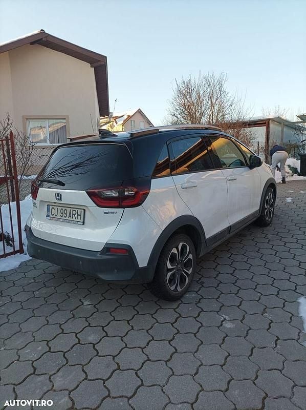 Second-hand Honda Jazz Executive 97 CP (71 kW) 2021 Culoarealb Hatchback