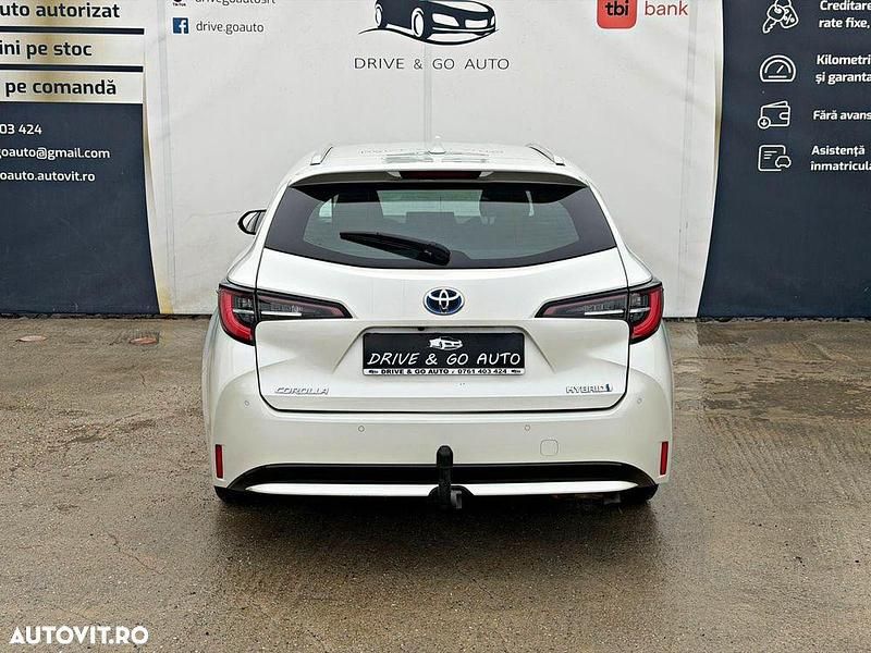 Second-hand Toyota Corolla 122 CP (89 kW) 2020 Culoarealb Break