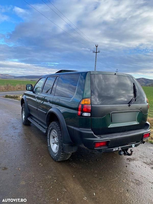 Second-hand Mitsubishi Pajero Sport Intense 115 CP (84 kW) 2002 Culoareverde SUV