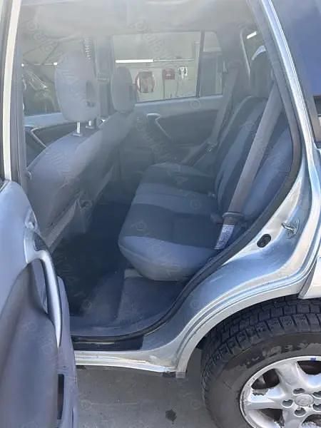 Utilizat 2000 Toyota RAV4 SUV | 4.500 EUR - Imagine 1/4