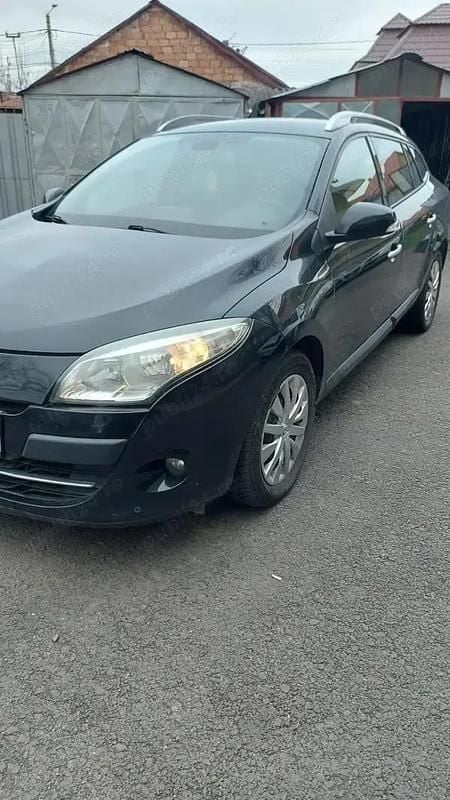 Utilizat 2011 Renault Mégane III Break | 3.600 EUR - Imagine 1/4