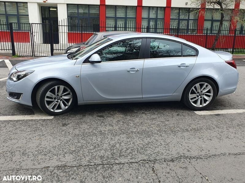 Gri Utilizat 2013 Opel Insignia Edition Berlinǎ | 5.100 EUR (Preț OK) - Imagine 1/4