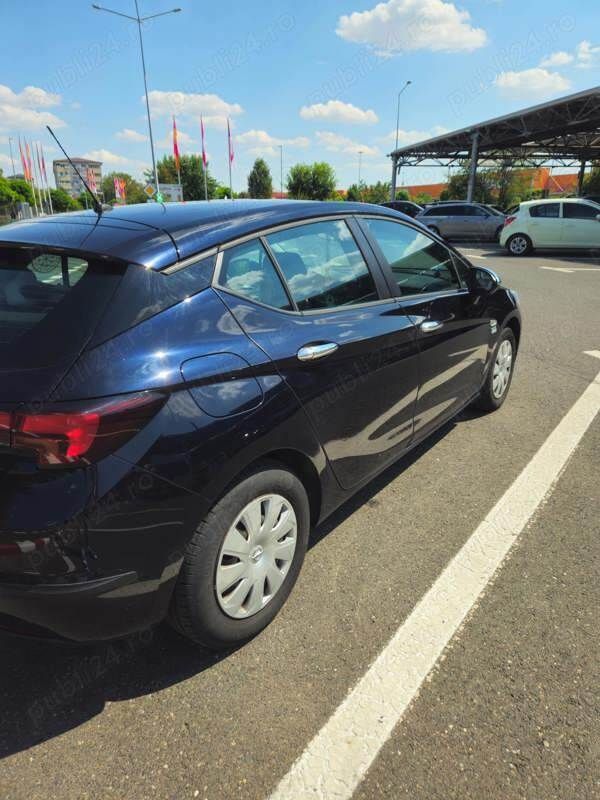 Albastru Utilizat 2017 Opel Astra Hatchback | 11.000 EUR (Scump) - Imagine 1/4