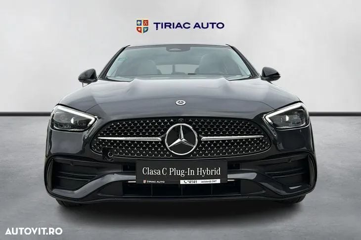 Second-hand Mercedes C300e AMG line 204 CP (150 kW) 2024 Gri Berlinǎ