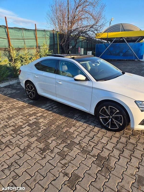 Culoarealb Utilizat 2021 Skoda Superb Style Berlinǎ | 19.450 EUR (Preț OK) - Imagine 1/4
