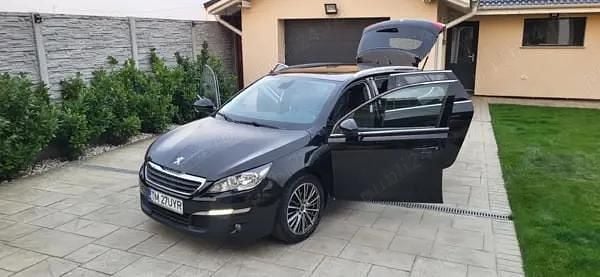Culoarenegru Utilizat 2014 Peugeot 308 Break | 5.999 EUR (Preț OK) - Imagine 1/4