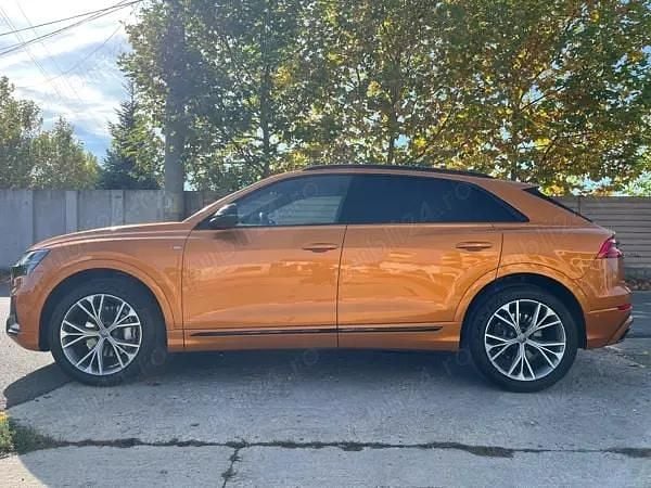 Portocaliu Second-hand 2019 Audi Q8 SUV | 47.000 EUR (Super Preț) - Imagine 1/4