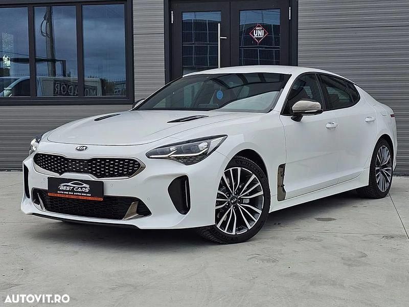 Second-hand Kia Stinger GT-Line 200 CP (147 kW) 2019 Culoarealb Hatchback