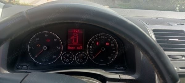 Second-hand VW Golf VI 105 CP (77 kW) 2009 Hatchback