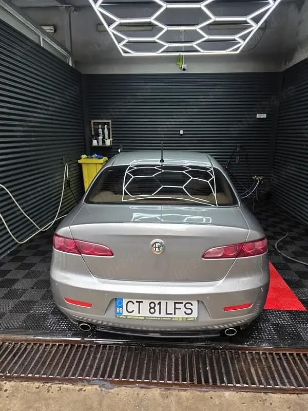 Second-hand Alfa Romeo 159 170 CP (125 kW) 2010 Berlinǎ