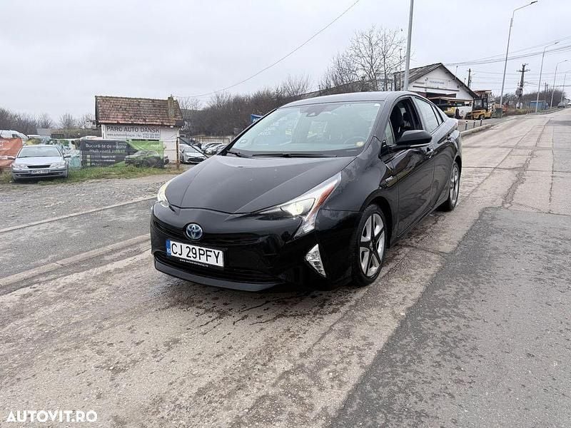 Culoarenegru Utilizat 2016 Toyota Prius Hatchback | 12.990 EUR (Preț OK) - Imagine 1/4
