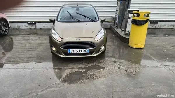 Utilizat 2013 Ford Fiesta Titanium Hatchback | 4.599 EUR (Preț OK) - Imagine 1/4