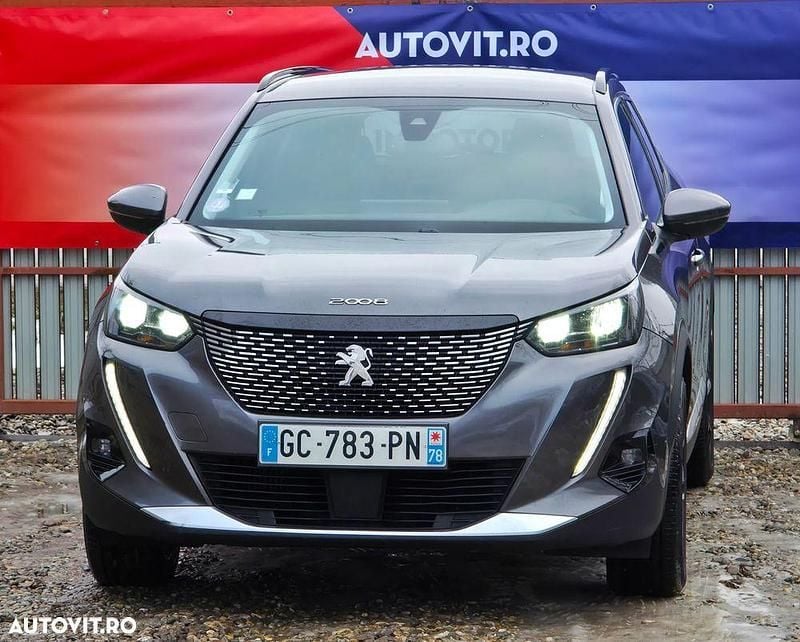 Second-hand Peugeot 2008 GT 130 CP (95 kW) 2022 Culoaregri SUV