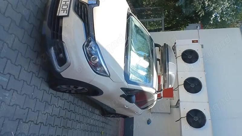 Maro Utilizat 2019 Renault Captur SUV | 10.500 EUR (Preț OK) - Imagine 1/4