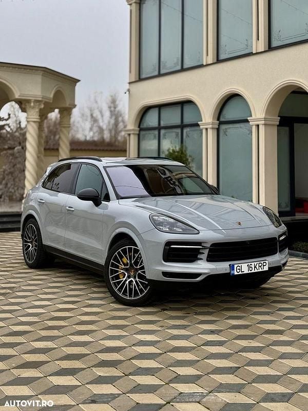 Culoaregri Utilizat 2018 Porsche Cayenne S SUV | 38.900 EUR (Super Preț) - Imagine 1/4