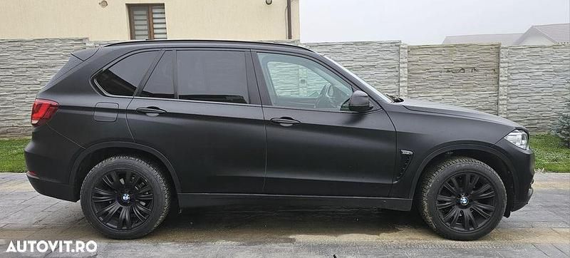 Second-hand BMW X5 Comfort Edition 258 CP (189 kW) 2013 Culoarenegru SUV