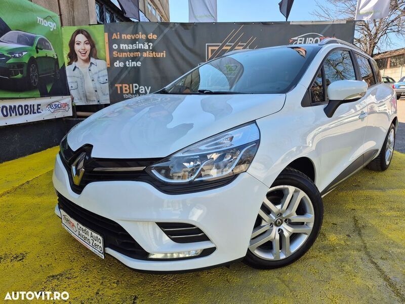 Alb Utilizat 2020 Renault Clio GrandTour Intens Break | 6.990 EUR (Preț bun) - Imagine 1/4