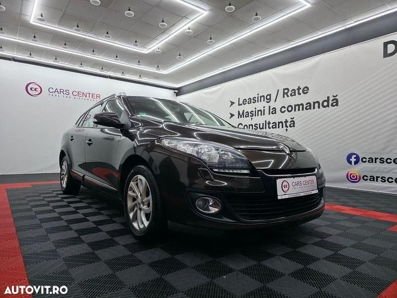 Culoaremaro Utilizat 2013 Renault Mégane GrandTour Break | 4.499 EUR (Scump) - Imagine 1/4
