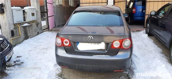 Gri Utilizat 2006 VW Jetta Berlinǎ | 2.100 EUR - Imagine 1/3