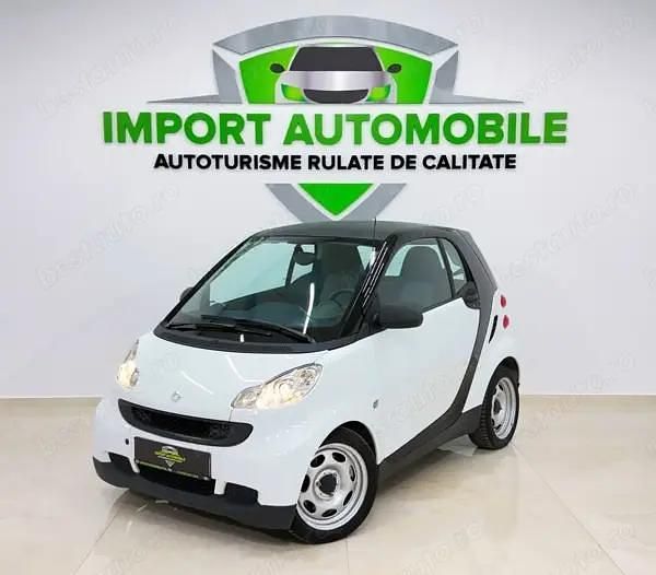 Utilizat 2011 Smart ForTwo Coupé Hatchback | 4.499 EUR - Imagine 1/4