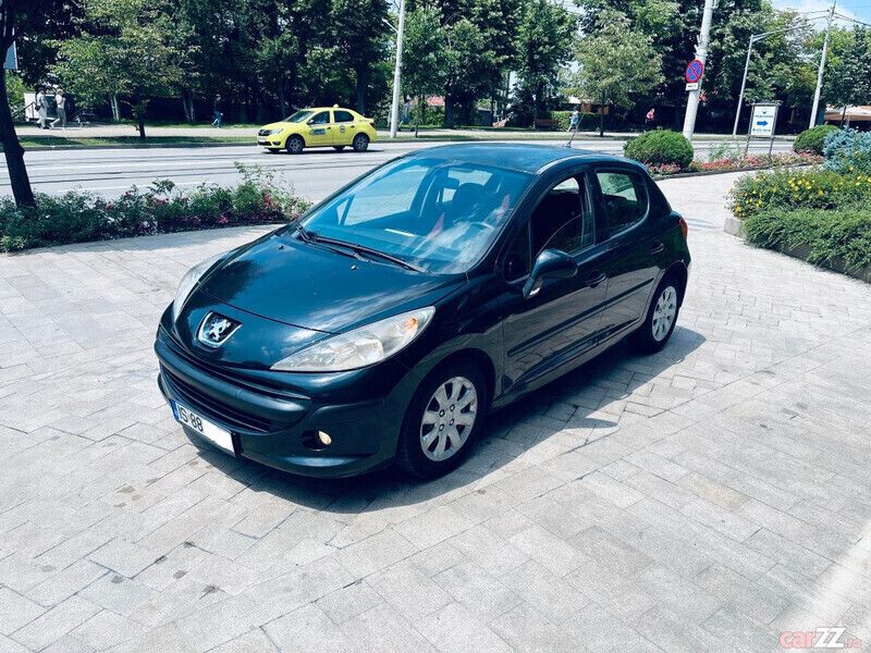 Negru Utilizat 2007 Peugeot 207 Hatchback | 2.000 EUR (Preț OK) - Imagine 1/4